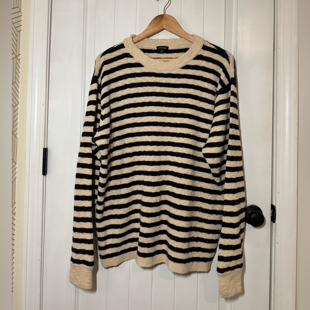 J. Peterman Beige and Black Knit Pullover - Picture 1 of 7